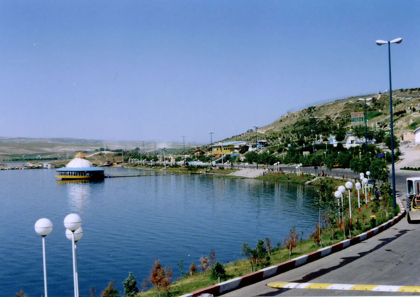 تصویر دریاچه شورابیل اردبیل 